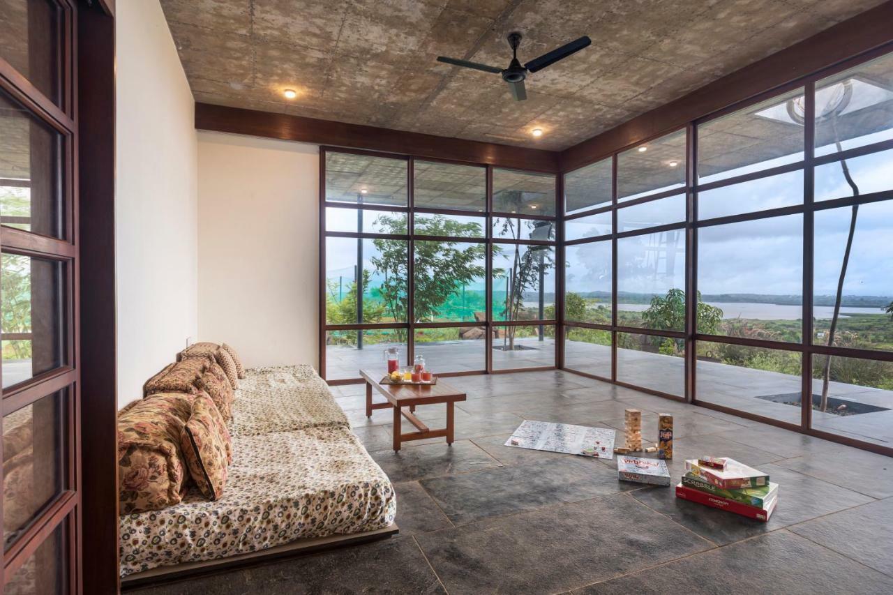 Saffronstays Zen, Igatpuri - Lake-View Villa With Indoor And Outdoor Games Buitenkant foto