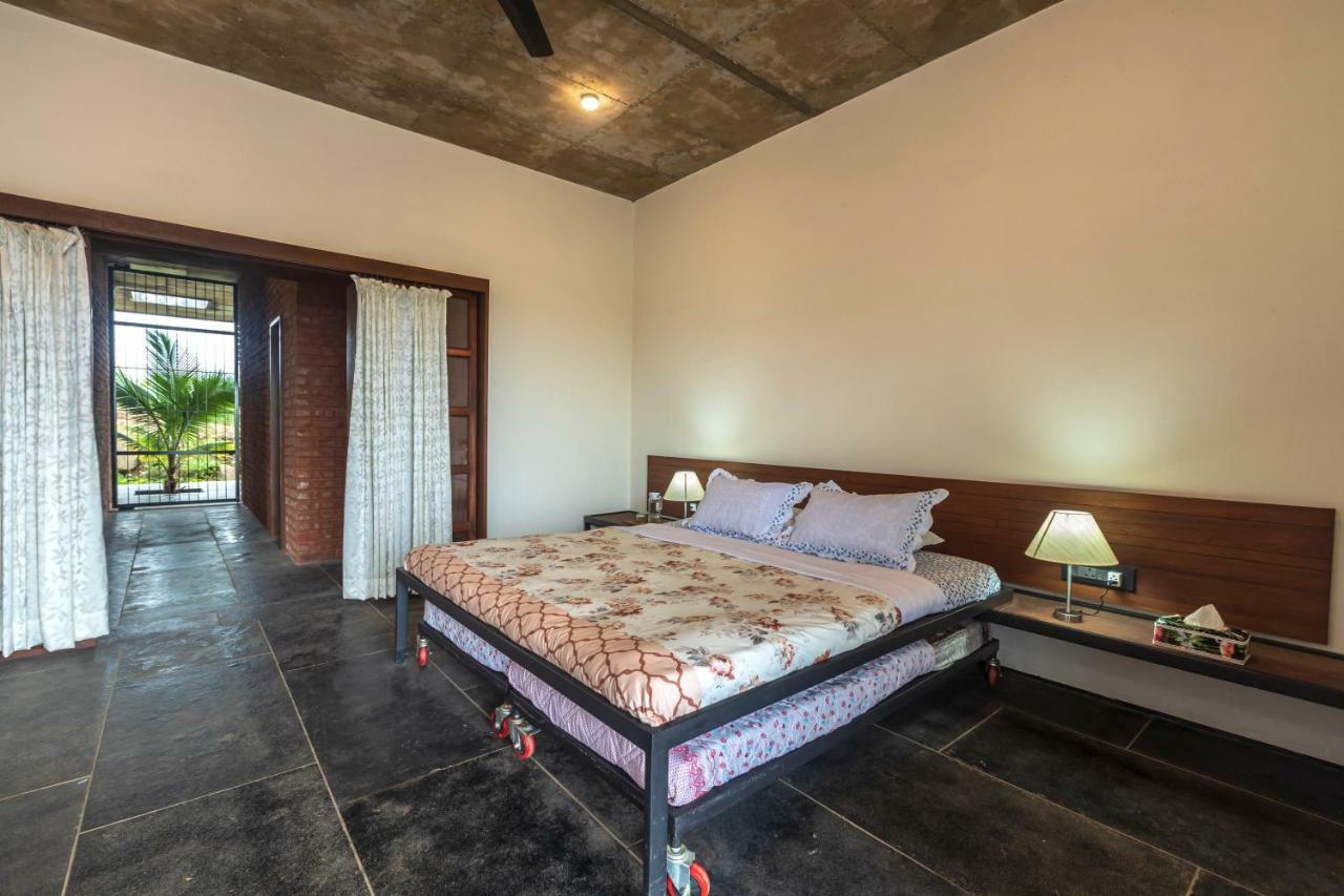 Saffronstays Zen, Igatpuri - Lake-View Villa With Indoor And Outdoor Games Buitenkant foto